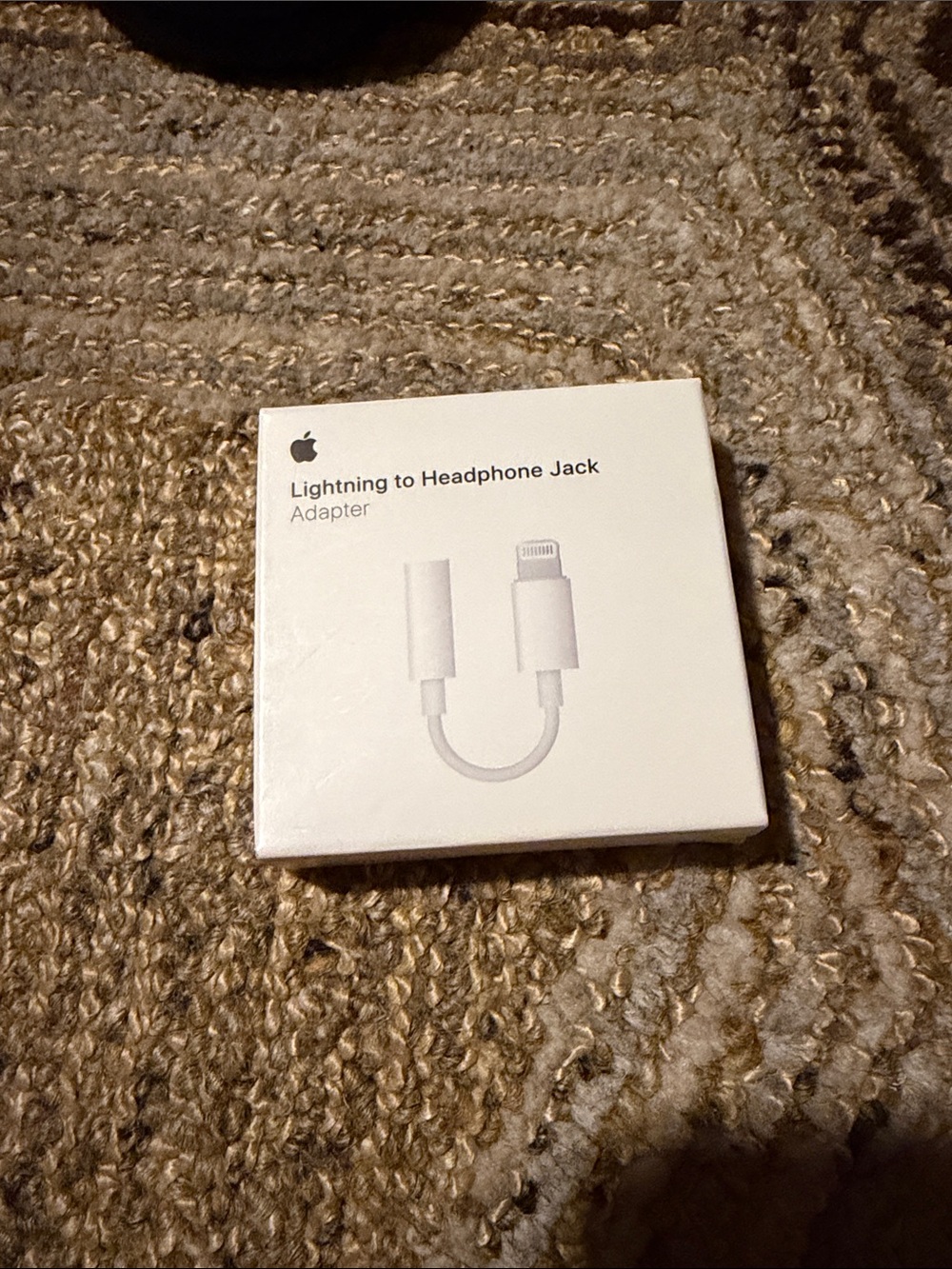 BRAND NEW IN BOX Apple Lightning to 3.5mm Headphone Jack Adapter - White
